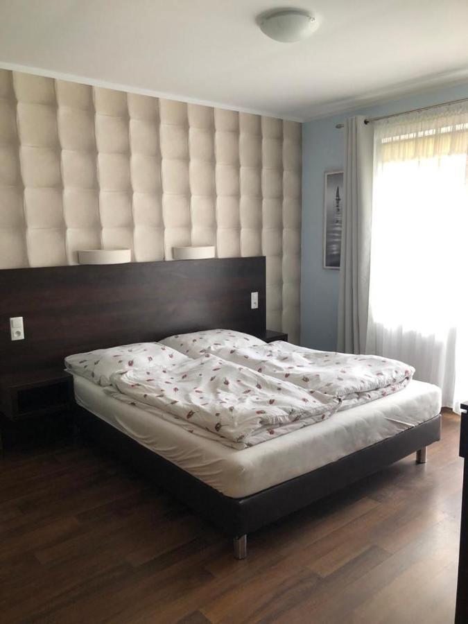 Azzurro Hotel Łukęcin Buitenkant foto